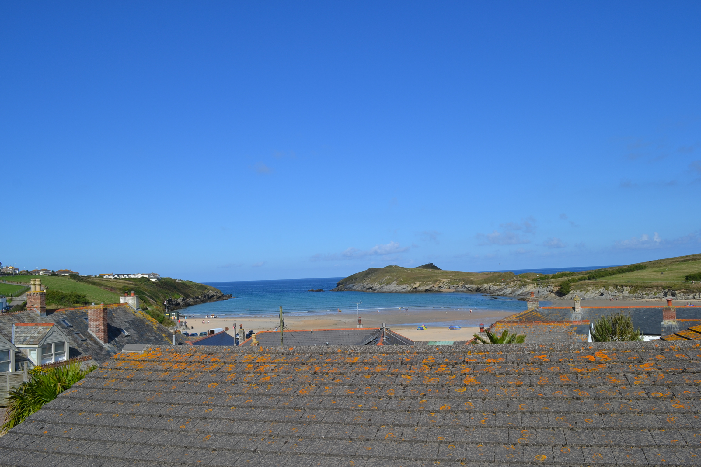 DSC_0837 View of beach from B3276 (low rise)